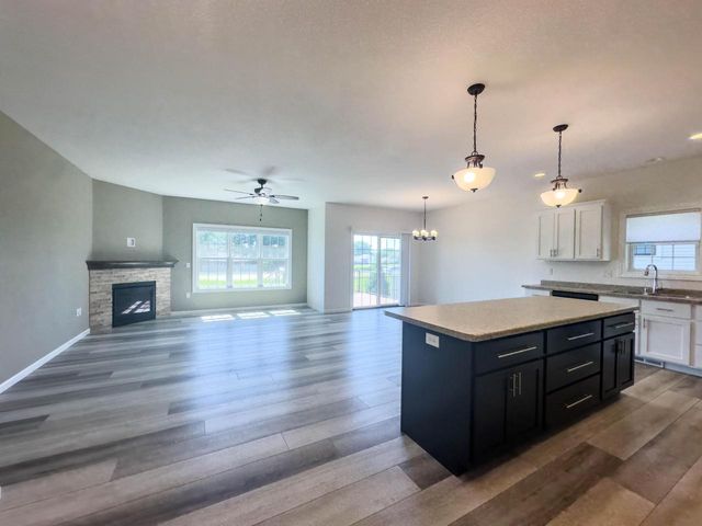 3018 Christenson LANE, Onalaska, WI 54650