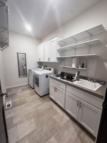 3018 Christenson LANE, Onalaska, WI 54650