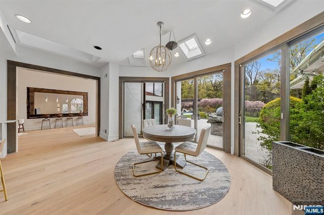142 Hoover Drive, Cresskill, NJ 07626