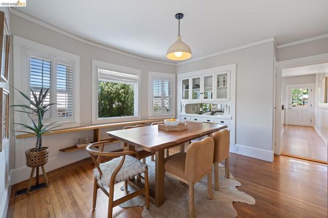 1751 E 38Th St, Oakland, CA 94602