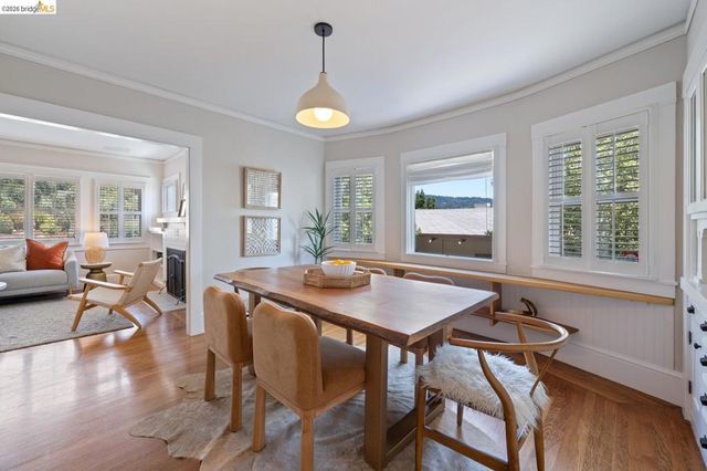 1751 E 38Th St, Oakland, CA 94602
