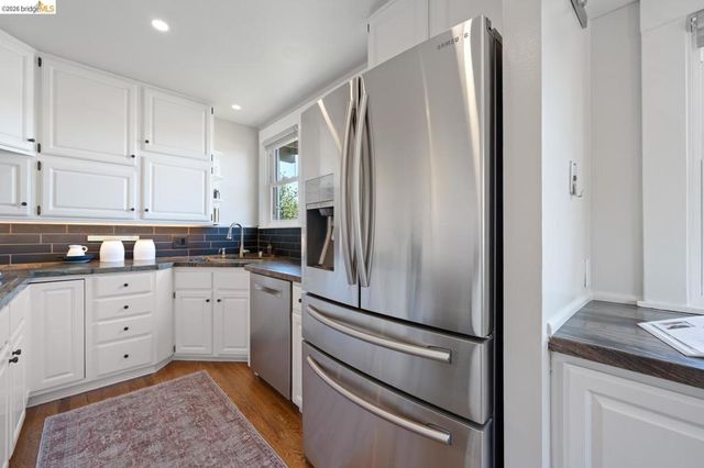 1751 E 38Th St, Oakland, CA 94602