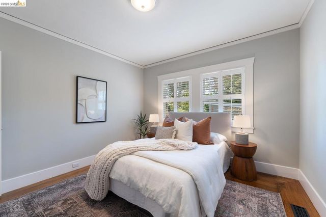 1751 E 38Th St, Oakland, CA 94602