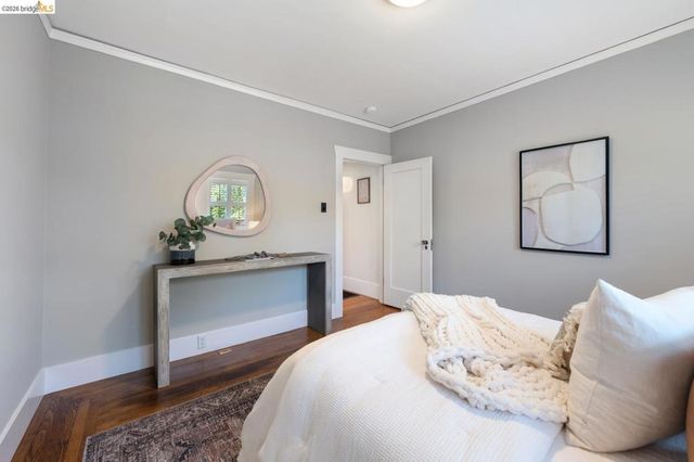1751 E 38Th St, Oakland, CA 94602