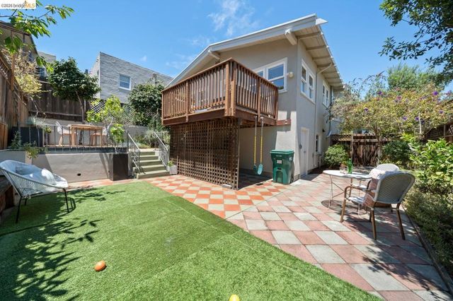 1751 E 38Th St, Oakland, CA 94602
