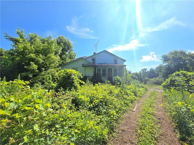 5018 State Route 96a, Varick, NY 14541