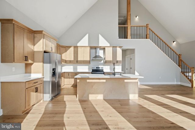 270 COUNTRY RD, Harpers Ferry, WV 25425