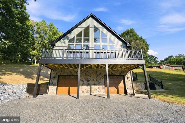 270 COUNTRY RD, Harpers Ferry, WV 25425