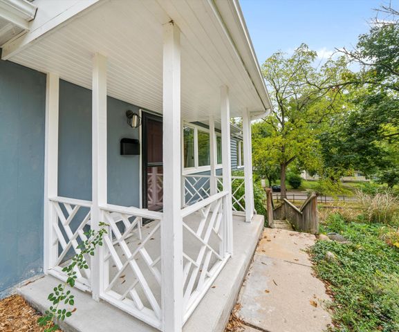 601 Cressfield Lane, Ann Arbor, MI 48103