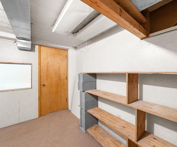 601 Cressfield Lane, Ann Arbor, MI 48103