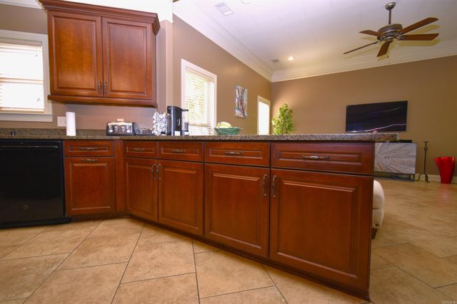 3321 Prestwick Cir, Jonesboro, AR 72405