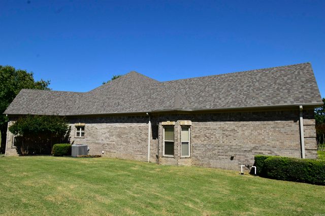 3321 Prestwick Cir, Jonesboro, AR 72405