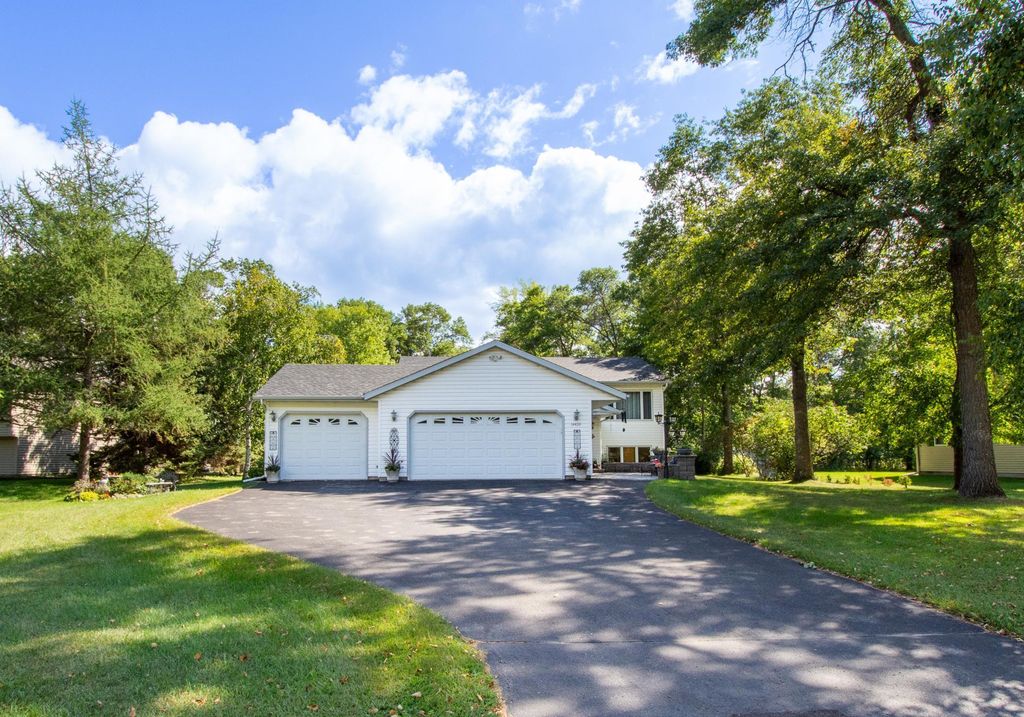 14420 Cottage Grove Drive, Baxter, MN 56425