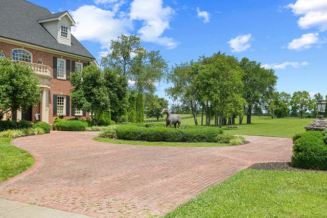 1601 Sahalee Drive, Lexington, KY 40511