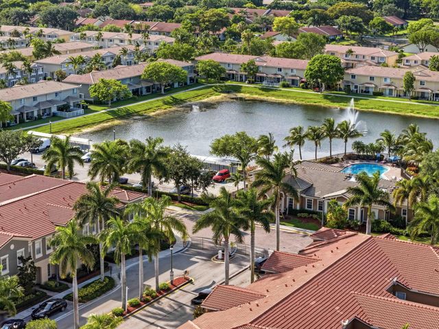 5959 London Lane, Tamarac, FL 33321