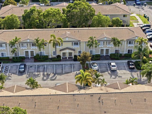 5959 London Lane, Tamarac, FL 33321