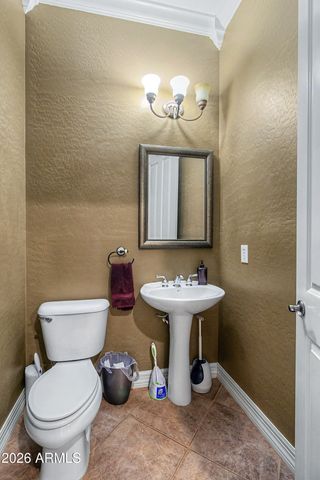 1351 E CANARY Drive, Gilbert, AZ 85297