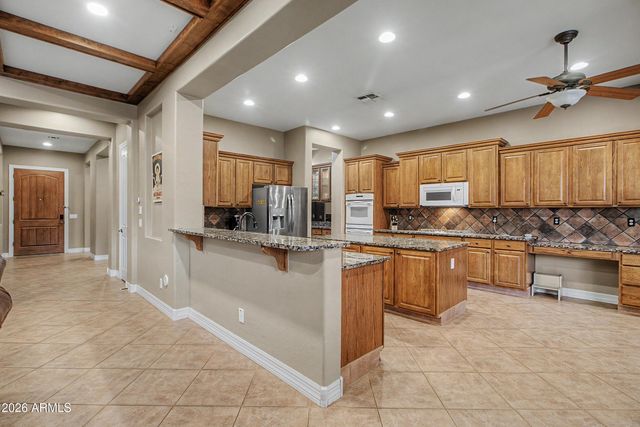 1351 E CANARY Drive, Gilbert, AZ 85297
