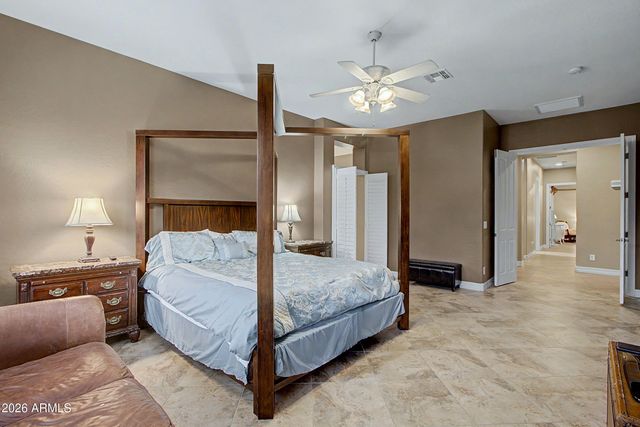 1351 E CANARY Drive, Gilbert, AZ 85297