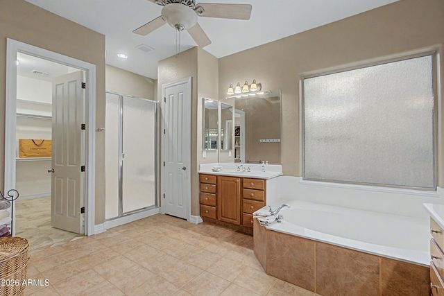 1351 E CANARY Drive, Gilbert, AZ 85297