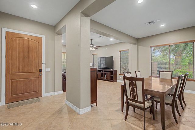 1351 E CANARY Drive, Gilbert, AZ 85297