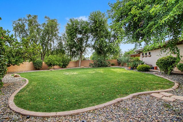 1351 E CANARY Drive, Gilbert, AZ 85297