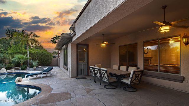 1351 E CANARY Drive, Gilbert, AZ 85297