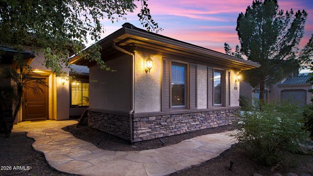 1351 E CANARY Drive, Gilbert, AZ 85297