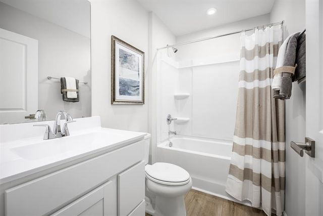 452 Myrtle Meadows Dr, Conway, SC 29526