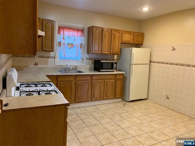 149 Fairmount Avenue, Newark, NJ 07103