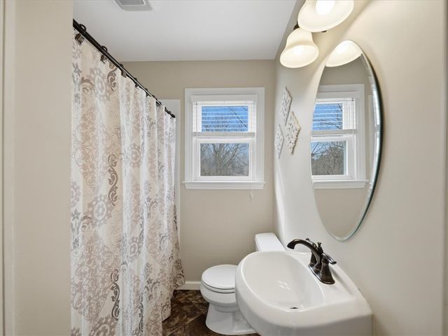 2004 Spring St, Hopewell Twp, PA 15001