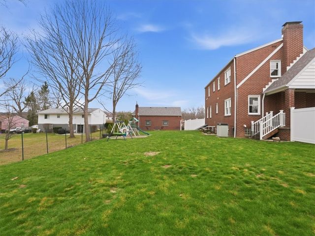 2004 Spring St, Hopewell Twp, PA 15001