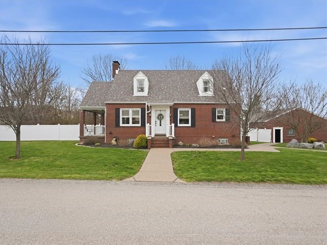 2004 Spring St, Hopewell Twp, PA 15001