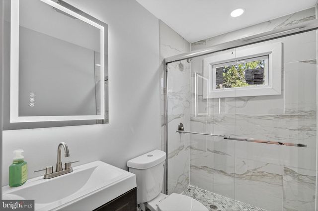 43 LINDEN LN, Plainsboro, NJ 08536