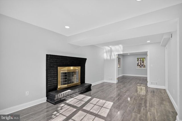 43 LINDEN LN, Plainsboro, NJ 08536