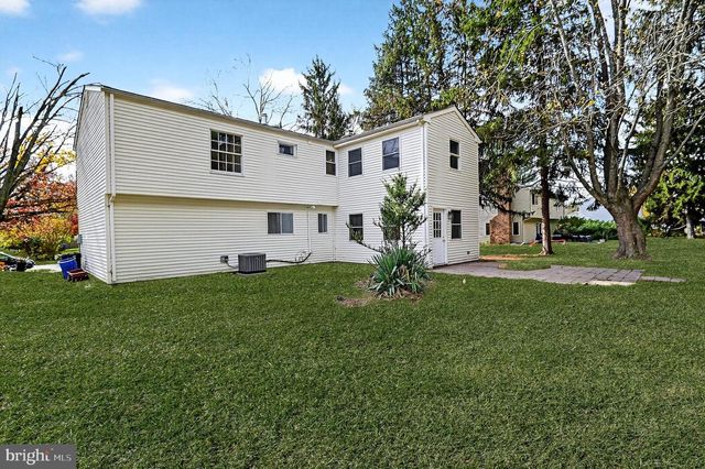 43 LINDEN LN, Plainsboro, NJ 08536