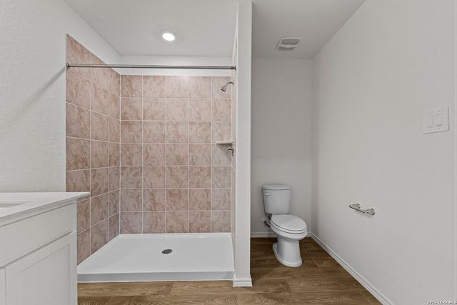 16052 Mahogany Way, Elmendorf, TX 78112