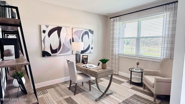 8122 Cedar Pointe Dr, Louisville, KY 40229