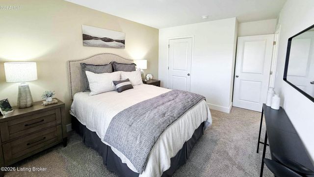8122 Cedar Pointe Dr, Louisville, KY 40229