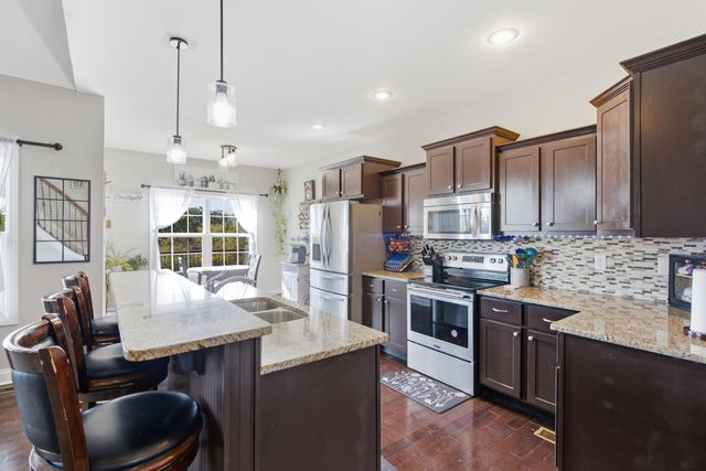 172 Tuscany Way, Richmond, KY 40475