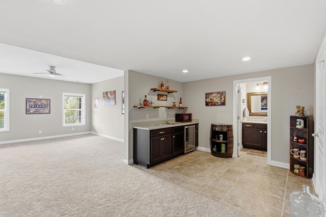 172 Tuscany Way, Richmond, KY 40475