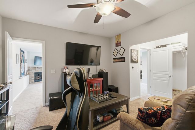 172 Tuscany Way, Richmond, KY 40475