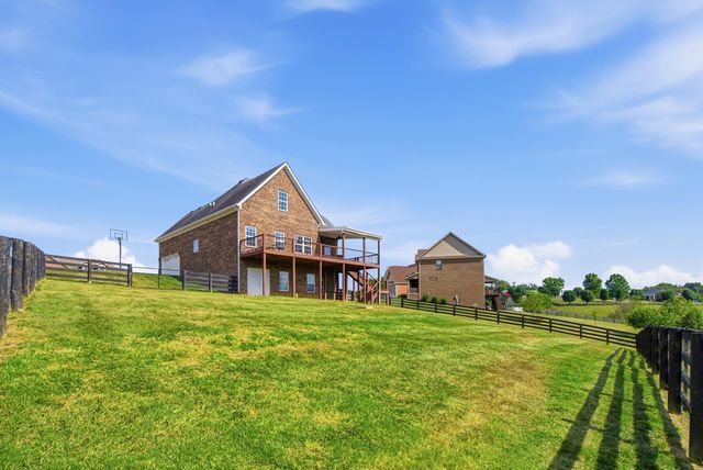 172 Tuscany Way, Richmond, KY 40475