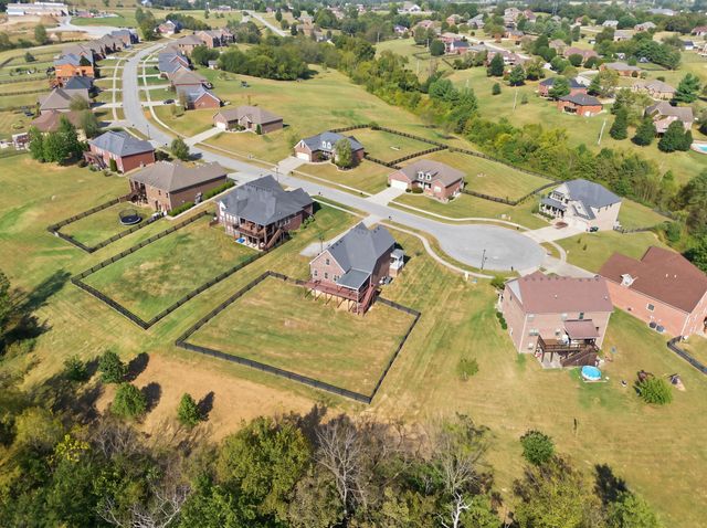 172 Tuscany Way, Richmond, KY 40475