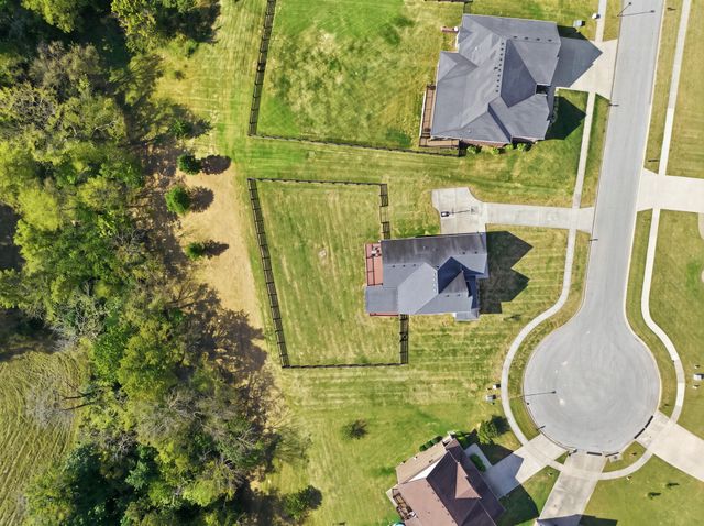 172 Tuscany Way, Richmond, KY 40475