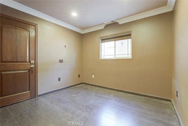 10610 Oak Tree, Sunland, CA 91040