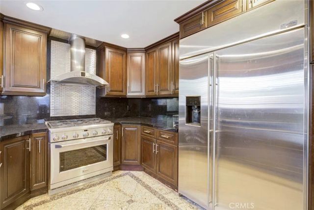 10610 Oak Tree, Sunland, CA 91040