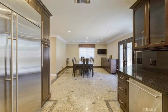 10610 Oak Tree, Sunland, CA 91040