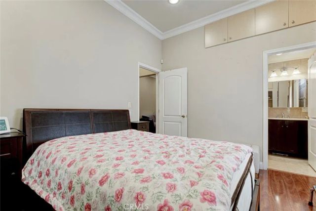 10610 Oak Tree, Sunland, CA 91040