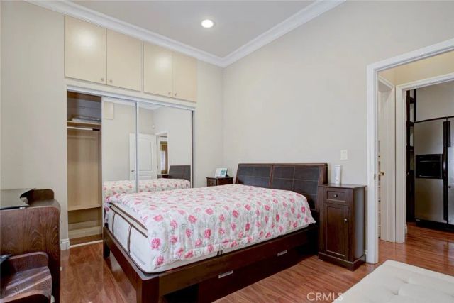 10610 Oak Tree, Sunland, CA 91040
